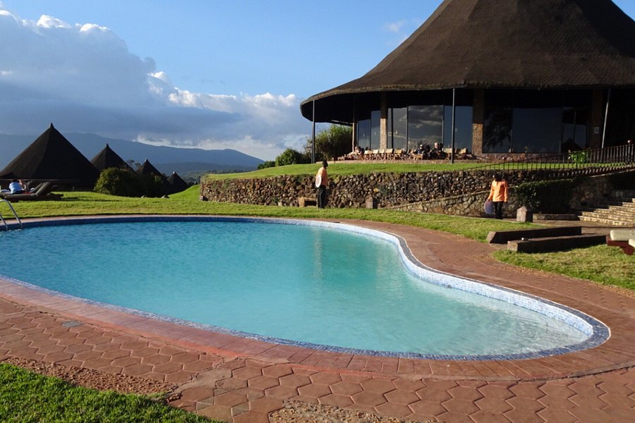 The Ngorongoro Sopa Luxury Lodges with pool outside